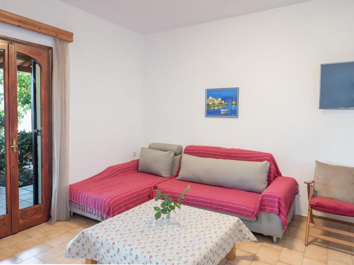 Romantic Corner Maisonette Houses 斯塔罗斯 外观 照片