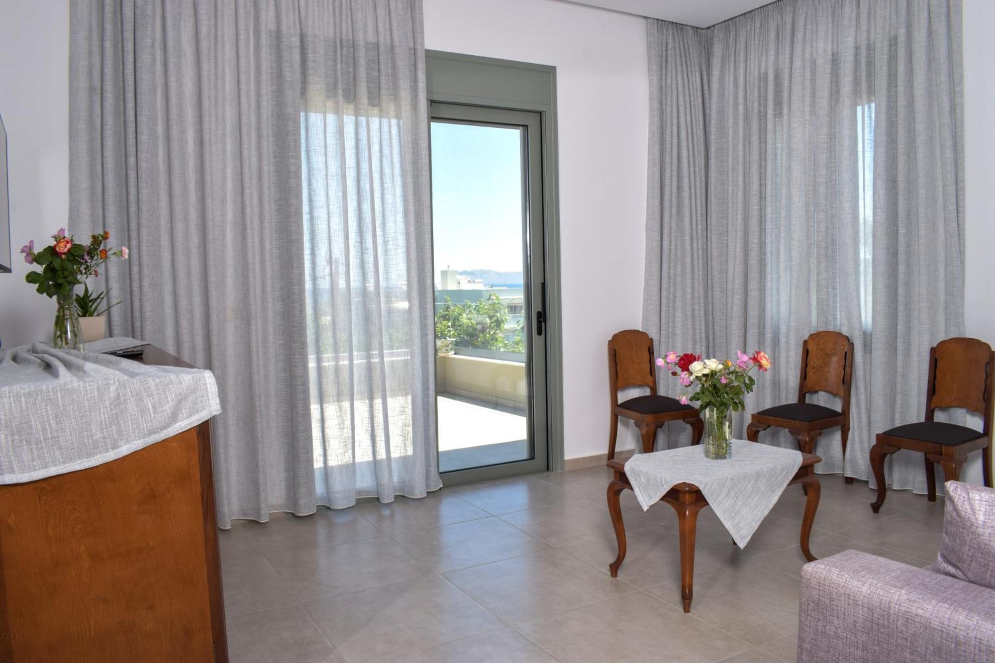 Romantic Corner Maisonette Houses 斯塔罗斯 外观 照片