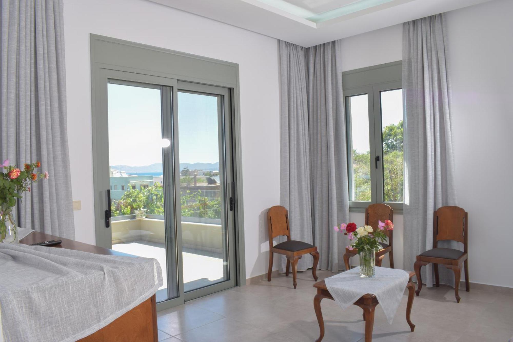 Romantic Corner Maisonette Houses 斯塔罗斯 外观 照片