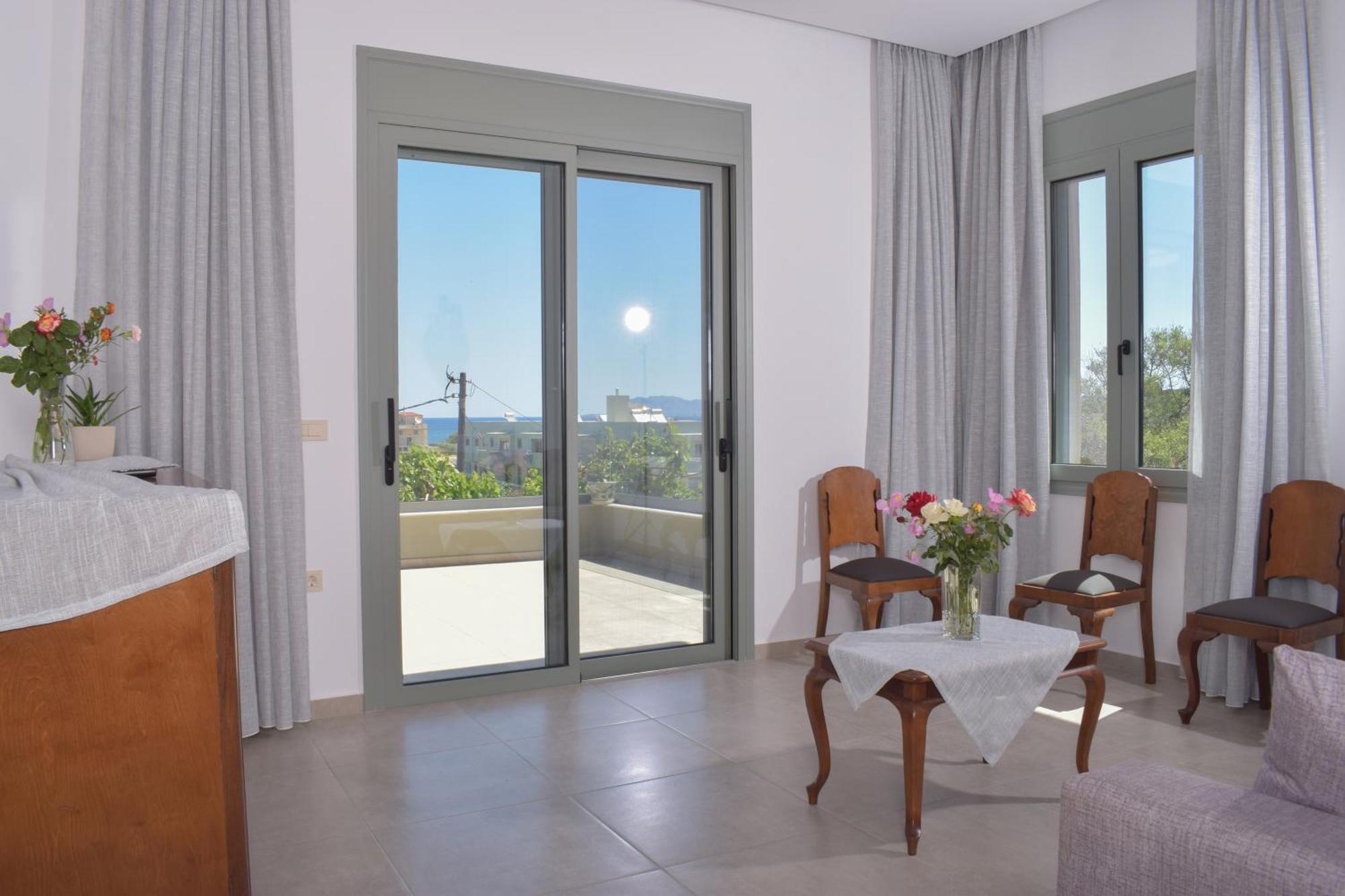 Romantic Corner Maisonette Houses 斯塔罗斯 外观 照片