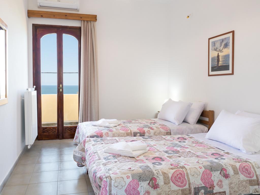 Romantic Corner Maisonette Houses 斯塔罗斯 外观 照片