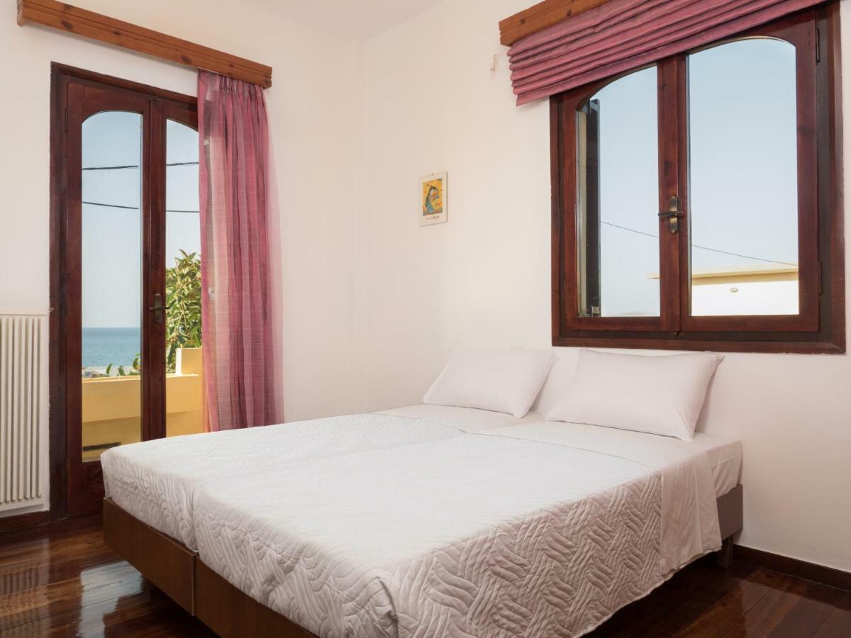 Romantic Corner Maisonette Houses 斯塔罗斯 外观 照片